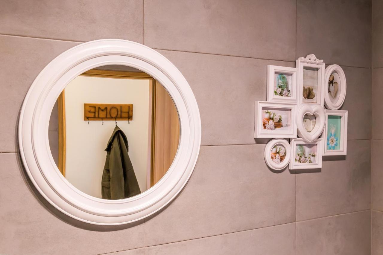 Studio T By Mrg Apartments ブカレスト エクステリア 写真