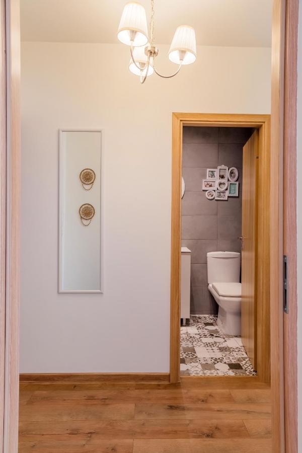 Studio T By Mrg Apartments ブカレスト エクステリア 写真
