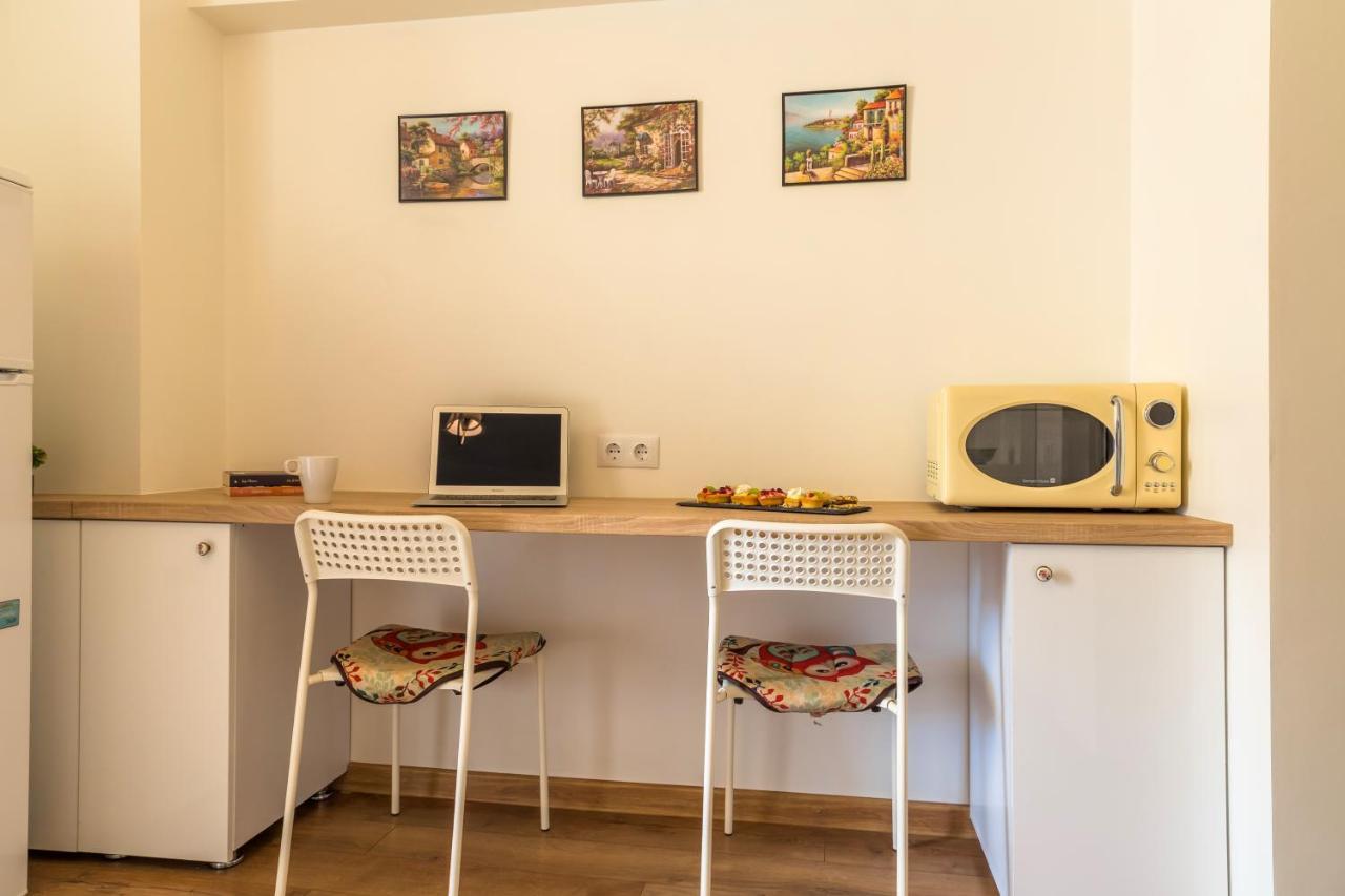 Studio T By Mrg Apartments ブカレスト エクステリア 写真